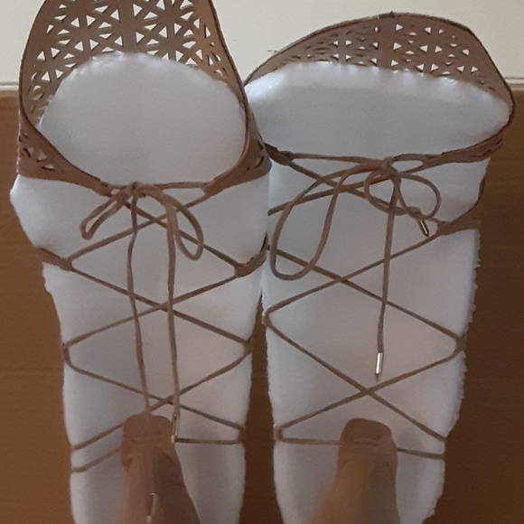 Shoe Republic LA size 9 Gladiator heels - Picture 3 of 11